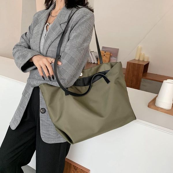 cross body fashion exquisite shopping bag simple nylon handbags women large capacity shoulder travel totes
cross body fashion exquisite shopping bag simple nylon handbags women large capacity shoulder travel totes