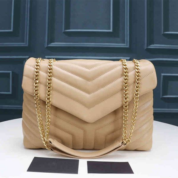 designer loulou shoulder bag matelasse calfskin y-quilted overstitching leather and grosgrain lining large-capacity message
designer loulou shoulder bag matelasse calfskin y-quilted overstitching leather and grosgrain lining large-capacity message