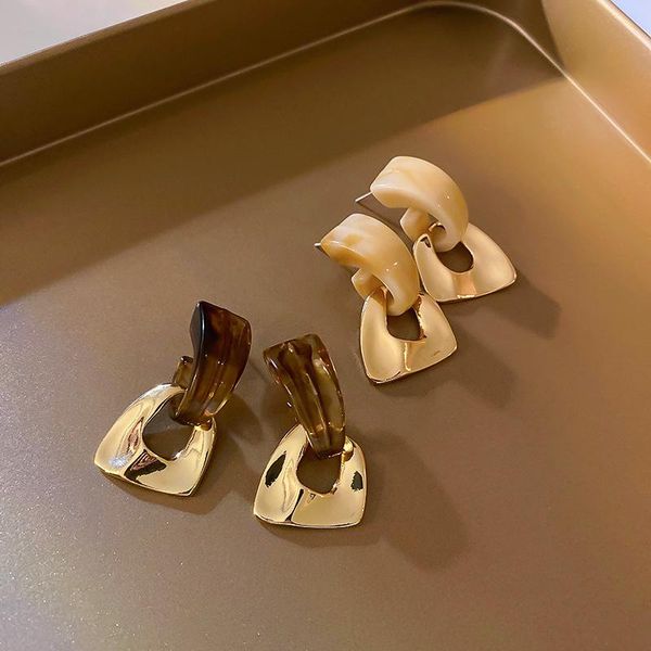 dangle & chandelier u-magical french vintage irregular hollow geometric resin earring for women ins trendy c shape gold metal jewelry, Silver
dangle & chandelier u-magical french vintage irregular hollow geometric resin earring for women ins trendy c shape gold metal jewelry, Silver