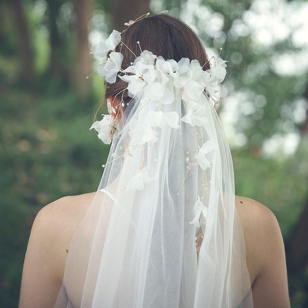 bridal veils arrival 2021 wedding accessories handmade lace flowers tulle veil with earring, Black
bridal veils arrival 2021 wedding accessories handmade lace flowers tulle veil with earring, Black