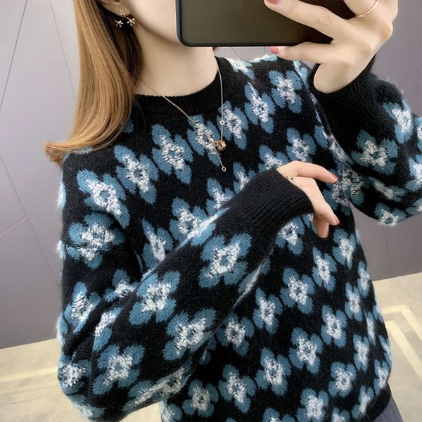 korean version loose knit sweater women's autumn and winter clothing, White;black