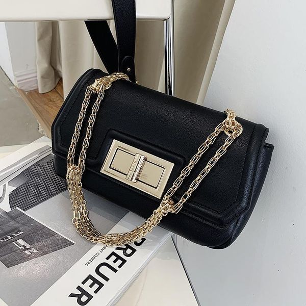 shoulder bags niche design high-end handbags 2021 fashion crossbody chain square bag underarm dual-use width: 26cm
shoulder bags niche design high-end handbags 2021 fashion crossbody chain square bag underarm dual-use width: 26cm