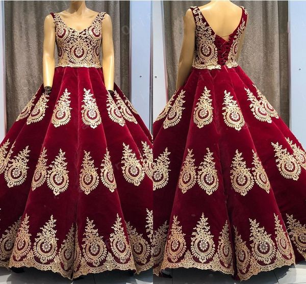 2021 vintage velvet evening dresses womens elegant formal long gold applique spaghetti v-neck lace-up a-line prom dress special occasion, Black;red
2021 vintage velvet evening dresses womens elegant formal long gold applique spaghetti v-neck lace-up a-line prom dress special occasion, Black;red