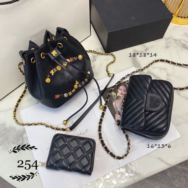 2021 fashion combination lou vdeng women's bag vintage luxury designer original leather messenger double shoulder zipper portable (thre
2021 fashion combination lou vdeng women's bag vintage luxury designer original leather messenger double shoulder zipper portable (thre