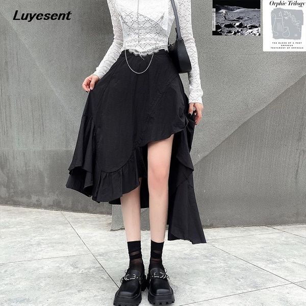 skirts black white irregular lady gothic long skirt summer high waist harajuku ruffles a-line girl casual korean fashion cloth
skirts black white irregular lady gothic long skirt summer high waist harajuku ruffles a-line girl casual korean fashion cloth