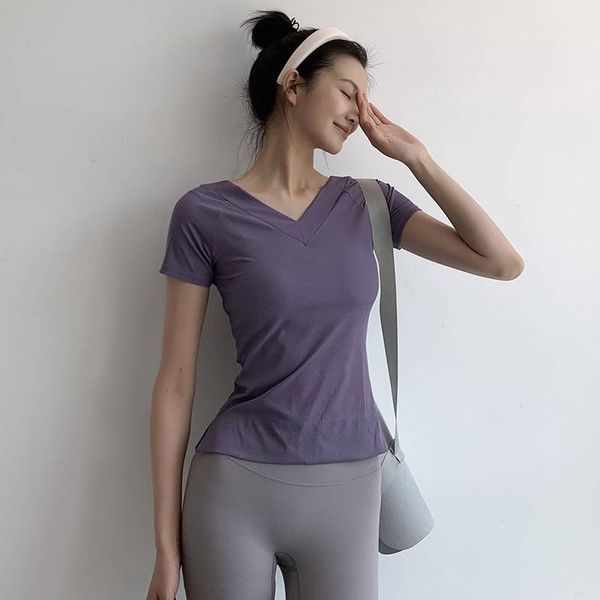 yoga outfit sports t-shirt women slim fit running quick-drying breathable short sleeve summer thin fitness wear
yoga outfit sports t-shirt women slim fit running quick-drying breathable short sleeve summer thin fitness wear