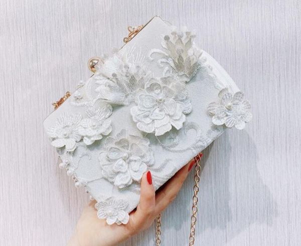 2022 floral pattern women evening bag party envelope clutch handbag glitter sequins sparkling banquet glitter bag for ladies girls wedding c
2022 floral pattern women evening bag party envelope clutch handbag glitter sequins sparkling banquet glitter bag for ladies girls wedding c