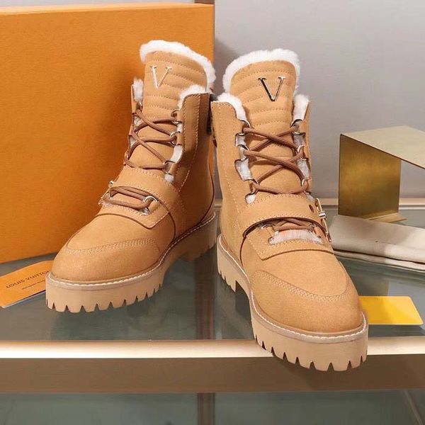 classics winter snow boots real fur slides leather waterproof warm knee high boot fashion booties with box by shoe10 34, Black
classics winter snow boots real fur slides leather waterproof warm knee high boot fashion booties with box by shoe10 34, Black