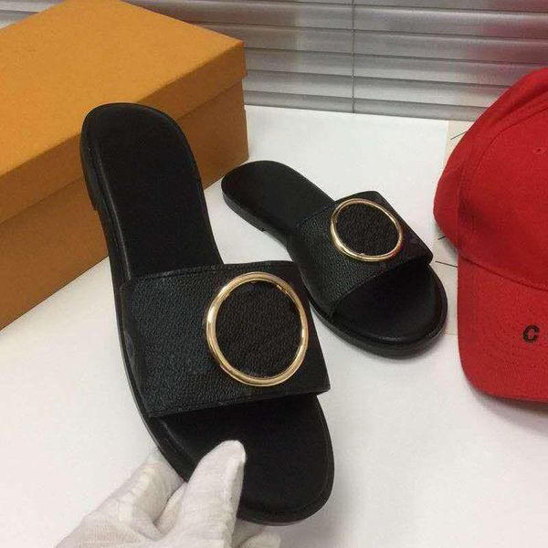 slippers brand designer ladies black metal chain decorated flat sandals color matching flip flops outdoor beach shoes
slippers brand designer ladies black metal chain decorated flat sandals color matching flip flops outdoor beach shoes