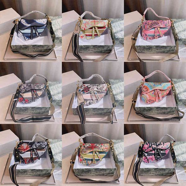 handbag branded crossbody mini luxurys bags designer tote bag shoulder_bag brand shoulder lady temperament fashion luxury canvas embroidery
handbag branded crossbody mini luxurys bags designer tote bag shoulder_bag brand shoulder lady temperament fashion luxury canvas embroidery
