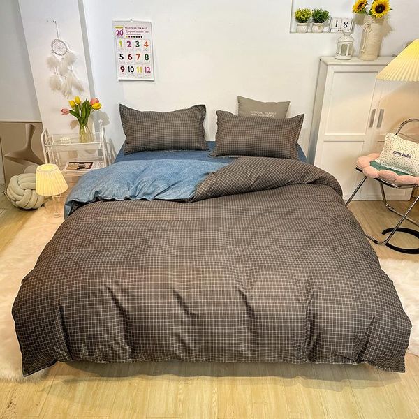 bedding sets set 4 in 1,skin-friendly high quality,microfiber 1 duvet cover,2 pillow shams and bed sheet,,king,twin,full size
bedding sets set 4 in 1,skin-friendly high quality,microfiber 1 duvet cover,2 pillow shams and bed sheet,,king,twin,full size