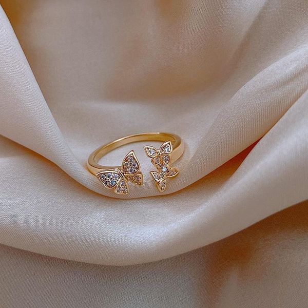 wedding rings 2021 electroplating korean inlaid rhinestone butterfly open ring light luxury ins cold wind index finger net red jewelry, Slivery;golden
wedding rings 2021 electroplating korean inlaid rhinestone butterfly open ring light luxury ins cold wind index finger net red jewelry, Slivery;golden
