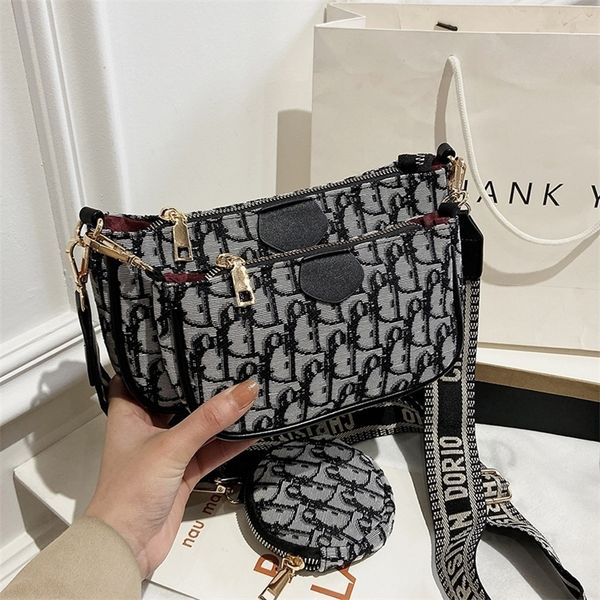 outlet sale 80% off bag women 2022 new single shoulder messenger women's bag fashion middle ancient wide shoulder belt small square mah
outlet sale 80% off bag women 2022 new single shoulder messenger women's bag fashion middle ancient wide shoulder belt small square mah