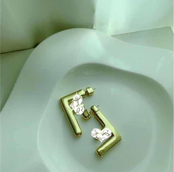 2021 european and american fashion temperament simple letter earrings asymmetrical design gold personalized earrings wild earrings, Golden;silver
2021 european and american fashion temperament simple letter earrings asymmetrical design gold personalized earrings wild earrings, Golden;silver