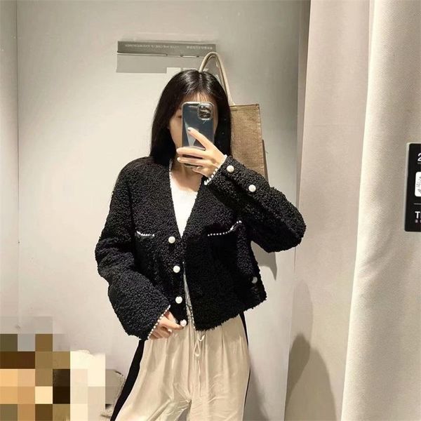 women's jackets women 2022 fashion with pocket faux teddy short coats retro long-sleeved pearl button outerwear streetwear, Black;brown
women's jackets women 2022 fashion with pocket faux teddy short coats retro long-sleeved pearl button outerwear streetwear, Black;brown