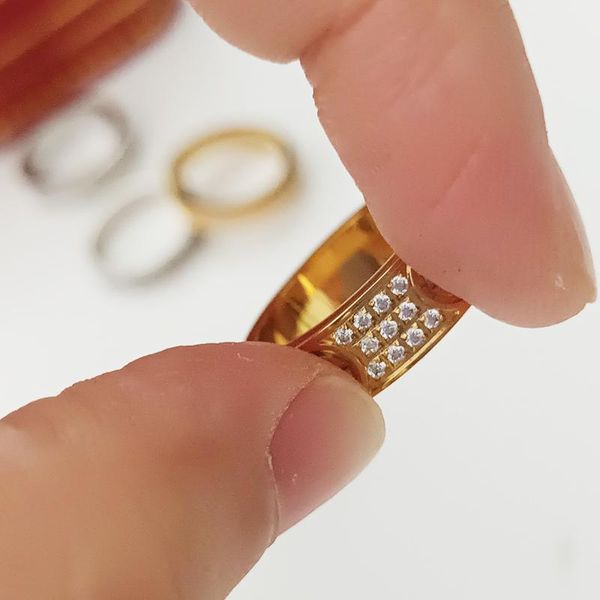 wedding rings love ring women's accessories stainless steel men's jewelry couple engagement gold luxury crystal, Slivery;golden
wedding rings love ring women's accessories stainless steel men's jewelry couple engagement gold luxury crystal, Slivery;golden