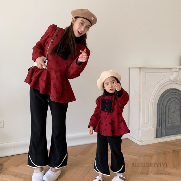 christmas family matching outfits girls floral printed falbala hem +patchwork color ruffle flare trouser 2pcs sets mommy and me clothes q330, Blue
christmas family matching outfits girls floral printed falbala hem +patchwork color ruffle flare trouser 2pcs sets mommy and me clothes q330, Blue