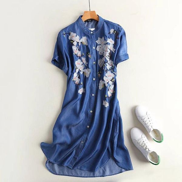 casual dresses 2021 summer women's embroidered standing collar short sleeve loose waisted denim dress, Black;gray
casual dresses 2021 summer women's embroidered standing collar short sleeve loose waisted denim dress, Black;gray