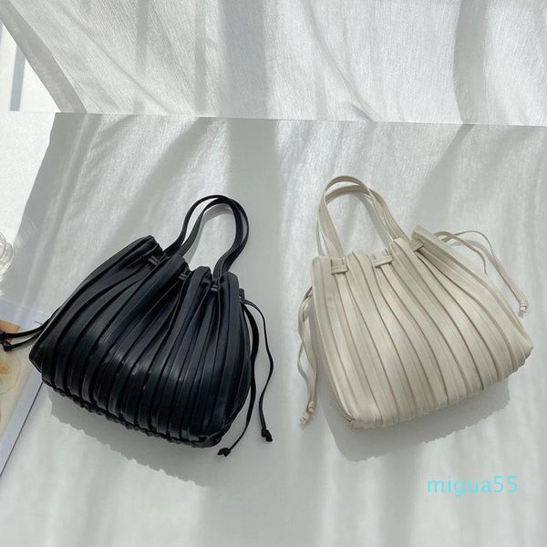 cross body women drawstring bucket handbag pleated pu leather flap personality all-match shoulder bag fashion tide
cross body women drawstring bucket handbag pleated pu leather flap personality all-match shoulder bag fashion tide