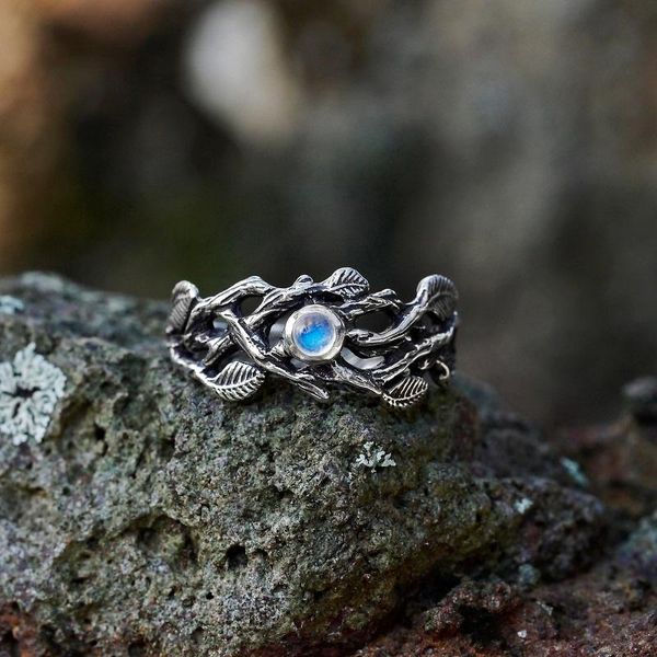 cluster rings natural moonstone branch retro black leaf leaves party engagement ring for women men fashion jewelry, Golden;silver
cluster rings natural moonstone branch retro black leaf leaves party engagement ring for women men fashion jewelry, Golden;silver