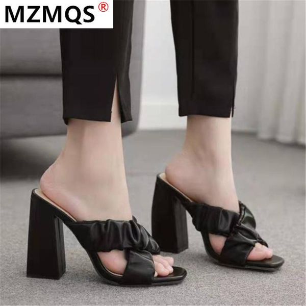 dress shoes 2021 summer women's pumps fashion platform fang with women elastic band party square head for woman zapatos mujer, Black
dress shoes 2021 summer women's pumps fashion platform fang with women elastic band party square head for woman zapatos mujer, Black