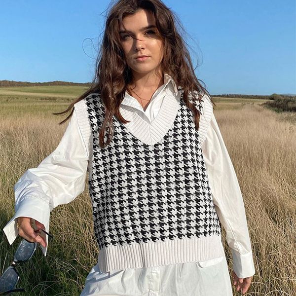 2021 plaid vintage v-neck loose knit sweater vest women preppy style warm winter sleeveless new casual chic multi-wear 1bfz, White;black
2021 plaid vintage v-neck loose knit sweater vest women preppy style warm winter sleeveless new casual chic multi-wear 1bfz, White;black