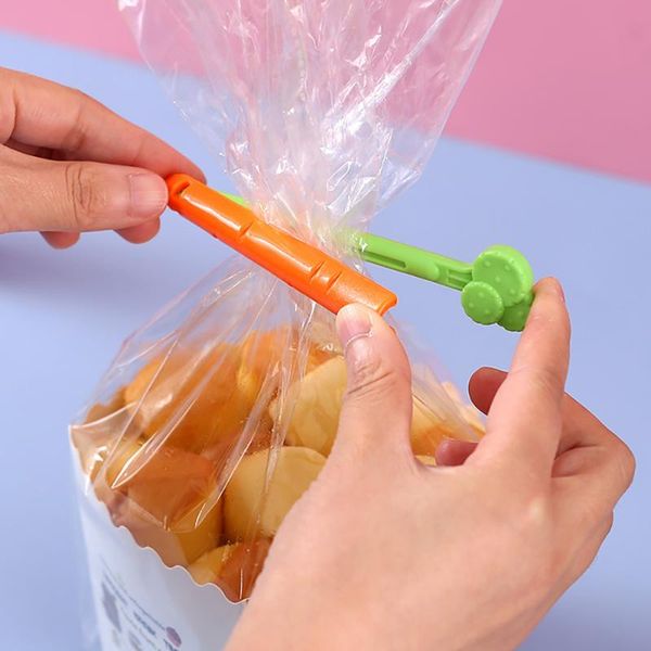 bag clips 5pcs food fresh keeping snack seal clip cartoon orange carrot shape moisture-proof closure clamp portable storage
bag clips 5pcs food fresh keeping snack seal clip cartoon orange carrot shape moisture-proof closure clamp portable storage