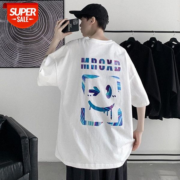 smiley print short-sleeved t-shirt male hong kong style round neck loose large size #sy8e, White;black
smiley print short-sleeved t-shirt male hong kong style round neck loose large size #sy8e, White;black