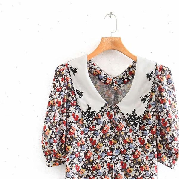 new 2021 women sweet peter pan collar patchwork printing casual blouse ladies three quarter sleeve shirts chic blusa ls6561, White
new 2021 women sweet peter pan collar patchwork printing casual blouse ladies three quarter sleeve shirts chic blusa ls6561, White