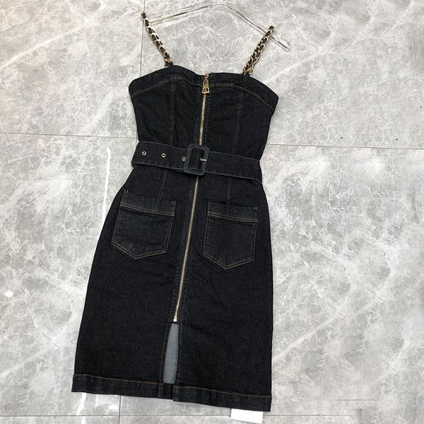 2021 New Fashion Casual Summer with No Sleeves Zipper High Waist Chain Shoulder Temperament Suspend Denim Female Dress 1dpu, Black;gray
2021 New Fashion Casual Summer with No Sleeves Zipper High Waist Chain Shoulder Temperament Suspend Denim Female Dress 1dpu, Black;gray