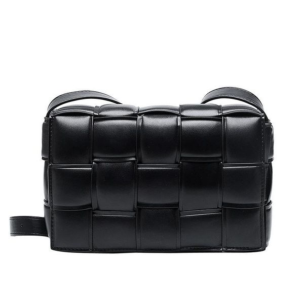 cross body luxury women's shoulder bags weave leather flap bag for women 2021 quality thick chain brand designer handbags
cross body luxury women's shoulder bags weave leather flap bag for women 2021 quality thick chain brand designer handbags