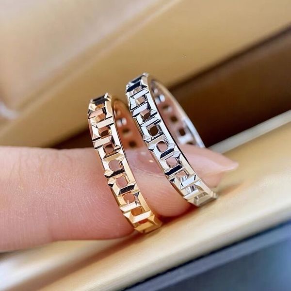 ring t family double 925 serling silver plaed 18k gold xiao zhan's same narrow hollow smooh diamond couple
ring t family double 925 serling silver plaed 18k gold xiao zhan's same narrow hollow smooh diamond couple