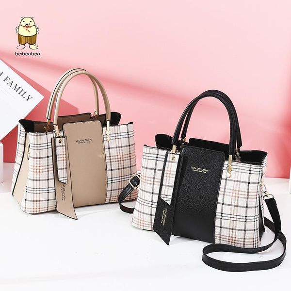 cross body beibaobao 2021 large capacity all-match bronze shoulder/crossbody bag style plaid fashion stitching handbag
cross body beibaobao 2021 large capacity all-match bronze shoulder/crossbody bag style plaid fashion stitching handbag