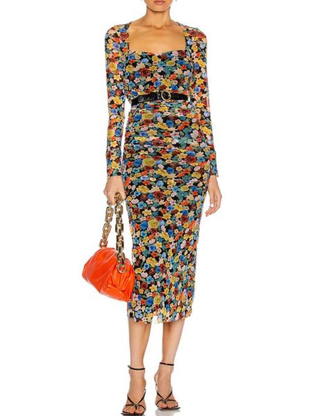 casual dresses square collar, retro print, draped, elastic, tight-fitting hip, mesh dress, ladies' autumn fashion,, Black;gray
casual dresses square collar, retro print, draped, elastic, tight-fitting hip, mesh dress, ladies' autumn fashion,, Black;gray