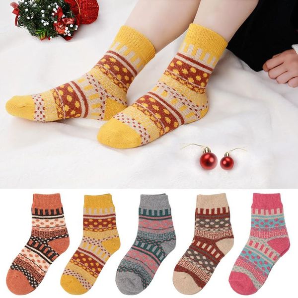 5 pairs casual women socks winter cotton warm harajuku colorful girls socks women streetwear crew, Black;white
5 pairs casual women socks winter cotton warm harajuku colorful girls socks women streetwear crew, Black;white