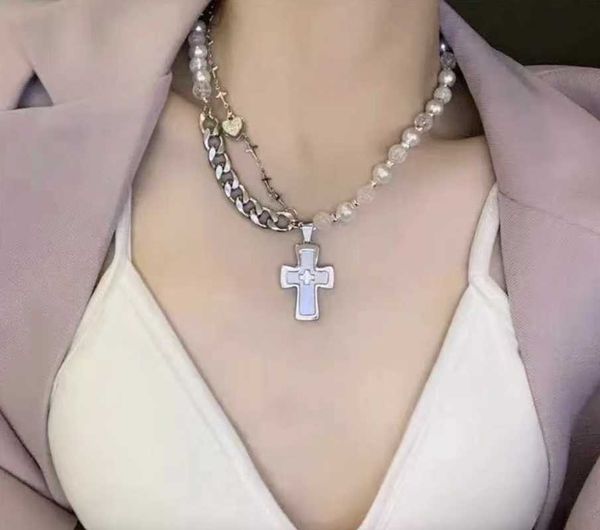 chokers hip hop personality cross pendant pearl necklace niche design clavicle chain short female fashion jewelry, Golden;silver
chokers hip hop personality cross pendant pearl necklace niche design clavicle chain short female fashion jewelry, Golden;silver
