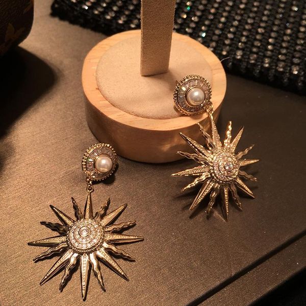 dangle & chandelier european and american helios exaggerated luxury retro gold zircon earrings long temperament, Silver
dangle & chandelier european and american helios exaggerated luxury retro gold zircon earrings long temperament, Silver