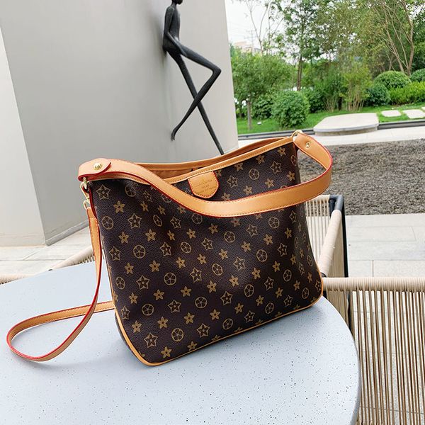 shopping anti-scratch presbyopic tote big bag this year popular fashion large capacity shopping bag letters versatile crossbody simple women
shopping anti-scratch presbyopic tote big bag this year popular fashion large capacity shopping bag letters versatile crossbody simple women