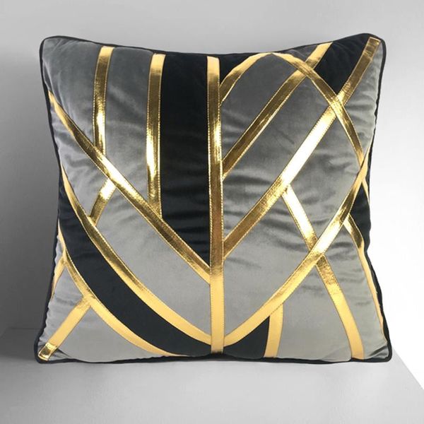 cushion/decorative pillow cilected black gold retro sofa cushion cover 45*45 nordic simple plush hug pillowcase car lumbar without core
cushion/decorative pillow cilected black gold retro sofa cushion cover 45*45 nordic simple plush hug pillowcase car lumbar without core
