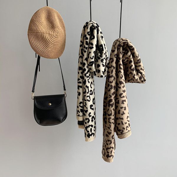 2021 new women autumn winter leopard knitted warm scarves wide long ladies brown color soft scarf pashmina ll7p, Blue;gray
2021 new women autumn winter leopard knitted warm scarves wide long ladies brown color soft scarf pashmina ll7p, Blue;gray