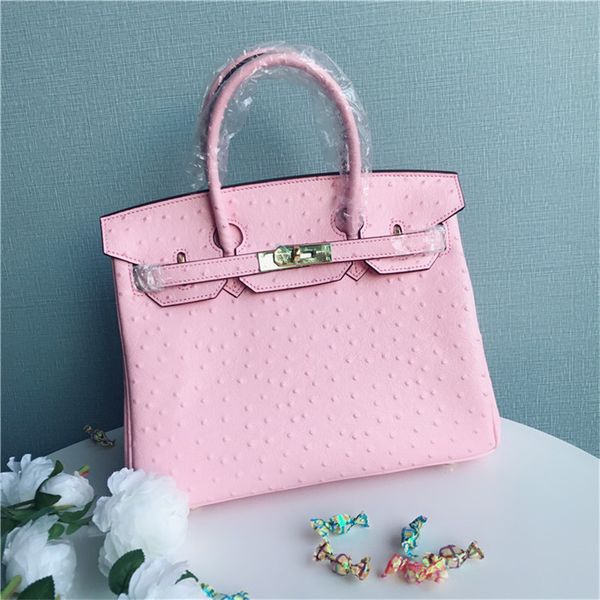 european and american famous layer cowhide handbag ostrich grain genuine leather womens bag large capacity business casual bag
european and american famous layer cowhide handbag ostrich grain genuine leather womens bag large capacity business casual bag