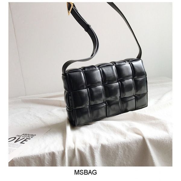 venetas bottega woven women's bag single shoulder padded cassette square bag messenger pillow h designer handbag wan
venetas bottega woven women's bag single shoulder padded cassette square bag messenger pillow h designer handbag wan