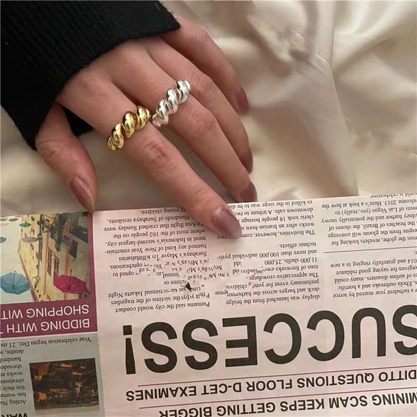 hbp korean east gate fashion designer american ins style same rope twist opening gold and silver ring female
hbp korean east gate fashion designer american ins style same rope twist opening gold and silver ring female