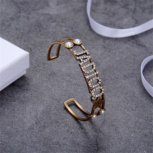 87% off wholesale shop family opening bracelet feminine women's red with diamond inlaid pearl, Black
87% off wholesale shop family opening bracelet feminine women's red with diamond inlaid pearl, Black