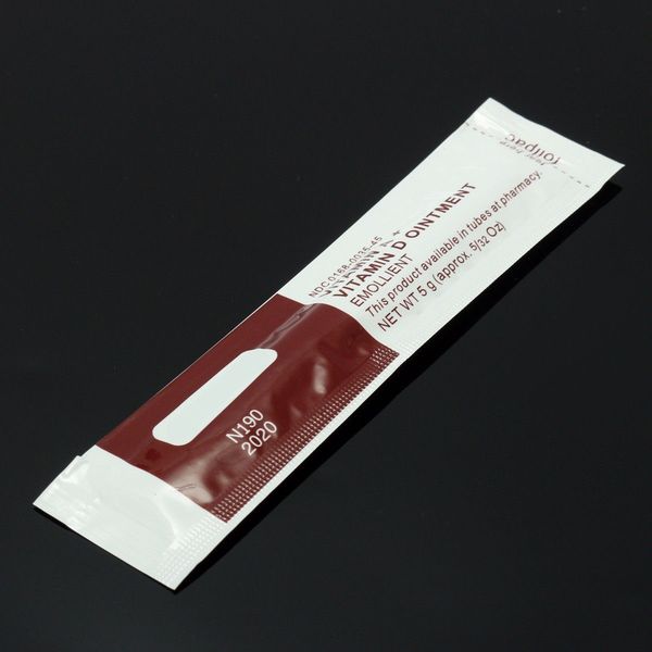 100pcs/lot tattoo aftercare cream care lotion anti scar vitamin ointment for tattoo body art permanent makeup tattoo supplies
100pcs/lot tattoo aftercare cream care lotion anti scar vitamin ointment for tattoo body art permanent makeup tattoo supplies