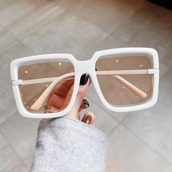 sunglasses 2021 hollow square for women vintage gradient elegant beige pink sun glasses female eyewear, White;black
sunglasses 2021 hollow square for women vintage gradient elegant beige pink sun glasses female eyewear, White;black