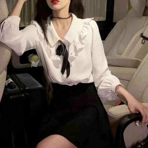 women's blouses & shirts female blouse with frills on it, female t-shirt, lg sleeves, chic design it. ngpu, White
women's blouses & shirts female blouse with frills on it, female t-shirt, lg sleeves, chic design it. ngpu, White