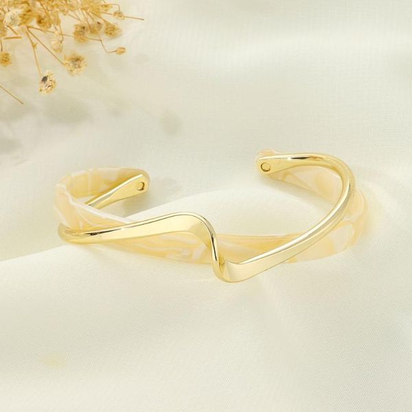 bangle fashion geometric unique accessories golden white shellfish board bend metal open bracelet, Black
bangle fashion geometric unique accessories golden white shellfish board bend metal open bracelet, Black