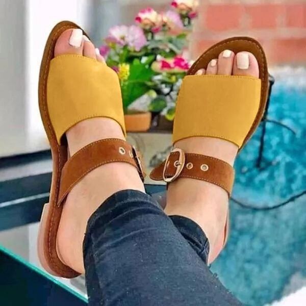 slippers women summer fashion buckle strap shoes open toe breathable bohemia sandals beach plus size 2021, Black
slippers women summer fashion buckle strap shoes open toe breathable bohemia sandals beach plus size 2021, Black