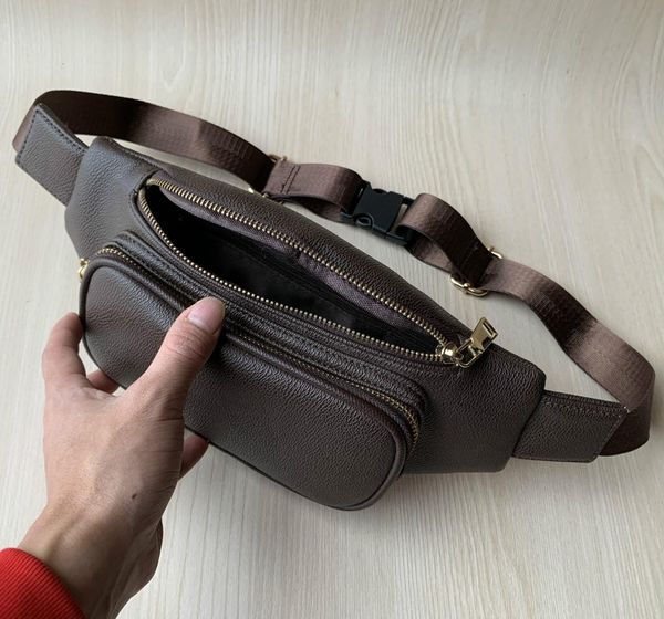 temperament bumbag bum waist bags fashion pu leather brown flower handbags women men designers fanny packs famous handbag lady belt chest ba
temperament bumbag bum waist bags fashion pu leather brown flower handbags women men designers fanny packs famous handbag lady belt chest ba